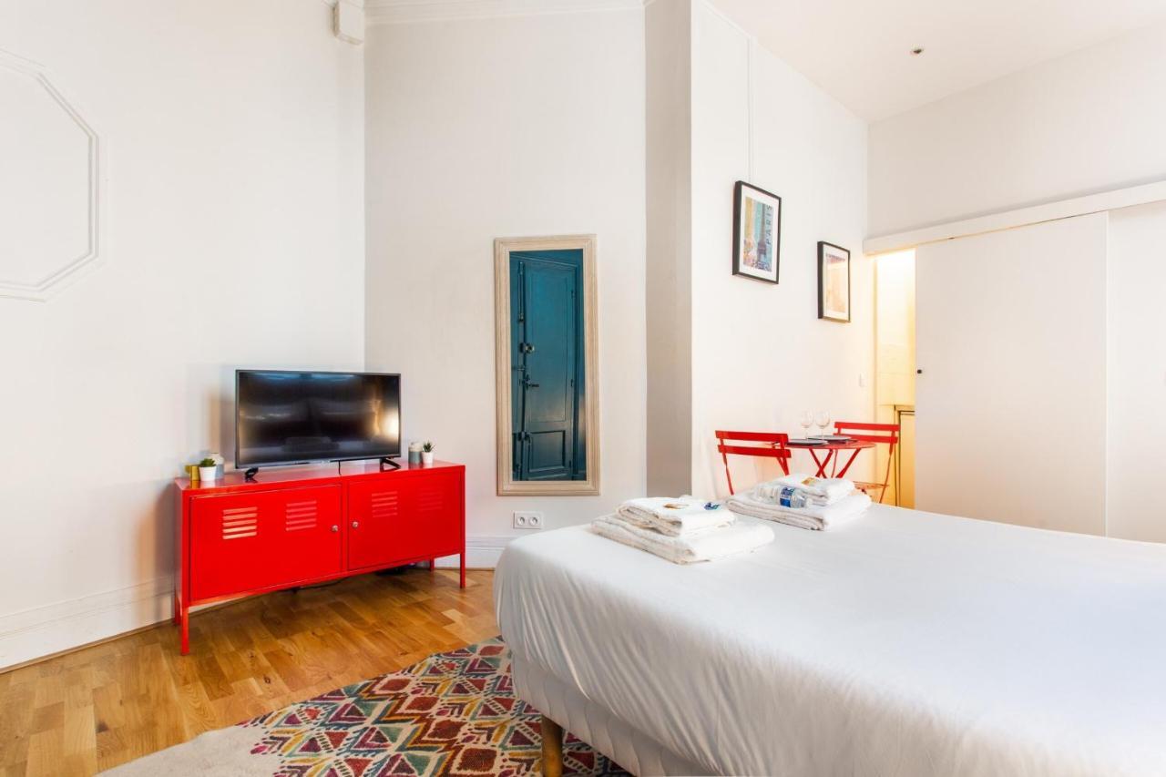 Cozy Studio In The Heart Of Paris - Your Perfect Home Away From Home Екстер'єр фото